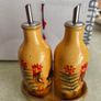 FARMYARD POTTERY , Dishwasher  Saft onlyHand-painted ceramic oil and vinegar cruet set ON HOLDING MATHING SMALL TRAY. Image 7