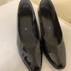 Ladies shoes