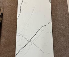 White Marble Effect Tile With Black Vein 60 x 120cm