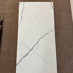 White Marble Effect Tile With Black Vein 60 x 120cm