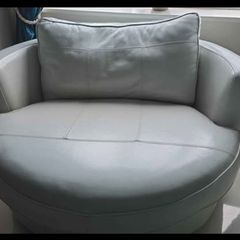swivel chair