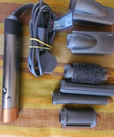 Dyson airwrap hairdryer