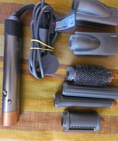 Dyson airwrap hairdryer