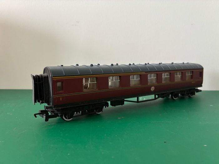 Two OO Gauge Red Passenger Coaches