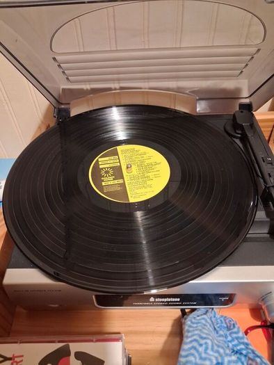 Clancy Brothers & Lou Killen.
