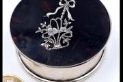 Sterling Silver Pique Tortoiseshell Jewellery/Trinket/Pill  Box By Collett &amp; Anderson, London 1918