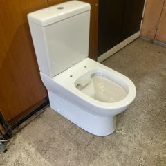 Brand New Toilet,cistern And Lid