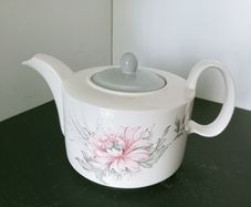 Heirloom Wildflowers Teapot
