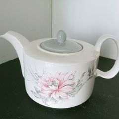 Heirloom Wildflowers Teapot