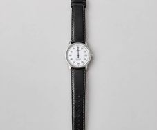 Luch One-Hand Mechanical Watch - In-House Movement