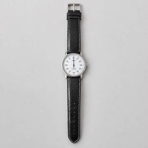 Luch One-Hand Mechanical Watch - In-House Movement