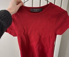 Primark red knit tshirt brand new size S