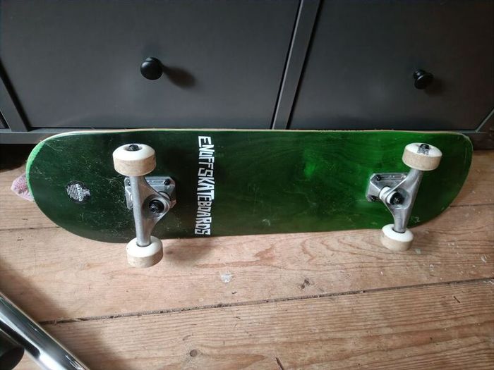 skateboard