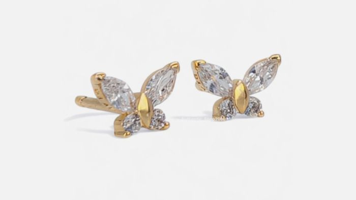 Pandora Gold Sparkling Butterfly Necklace Brand New
