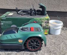 Robot lawnmower