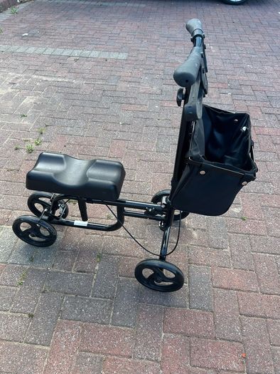 Knee Scooter