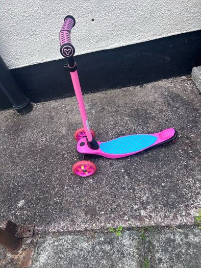 Childs Scooter