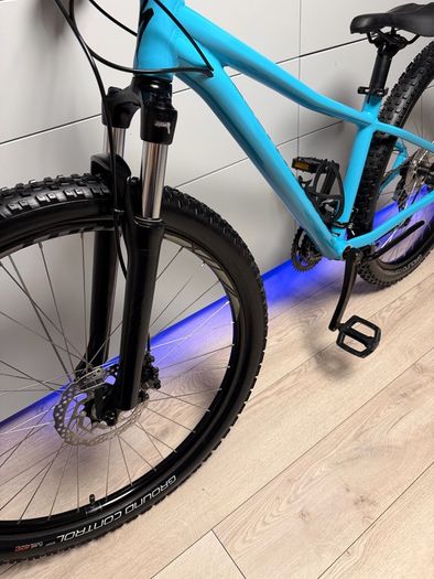 Specialized Pitch Hardtail Bike (Like New)