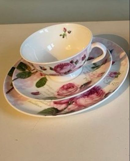 Dora Papis  vintage pink roses fine china trio very pretty
