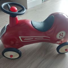Radio Flyer Little Red Roadster