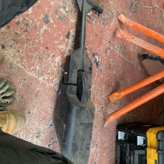 Mower mulching plug