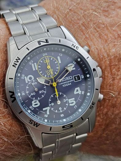 Watch Seiko Military Chronograph.