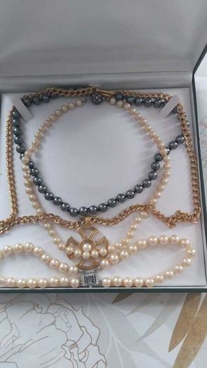 vintage jewelry