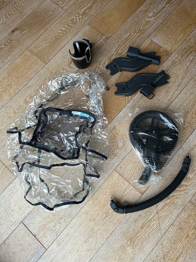 Adapters and Raincover. Accessories for Uppababy vista including adaptors