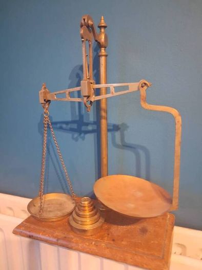 antiques scales