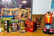 Crash Bandicoot Collection (Sealed Game, Poster, Glass, Controller Stand)