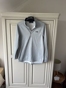 under armour men's grey zippy medium