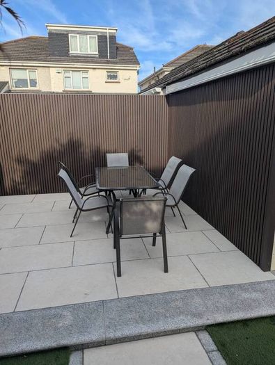 Garden Patio Table and 6 Chairs