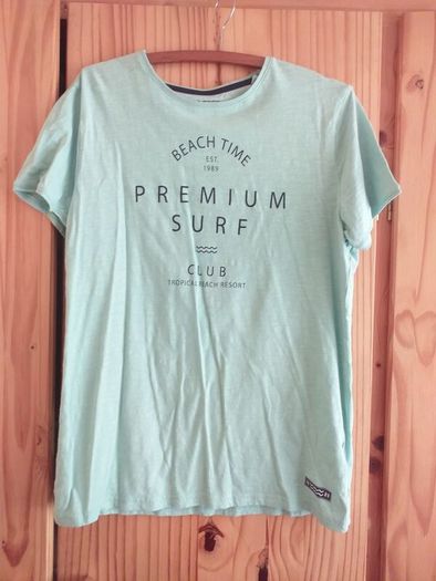 5. Summer T'shirts.