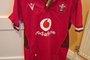 Wales Rugby Jersey NEW