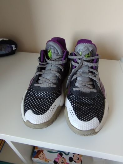 Adidas DON issue 1 joker