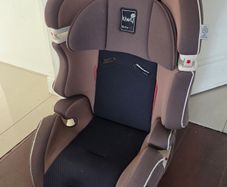 Kiwy Car Seat (Booster)