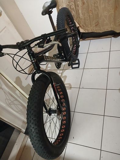 GUNSROSES Fat Tire Mountain Bike Softtail