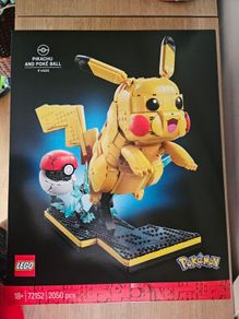 lego pokemon 72152 pikachu and poke ball