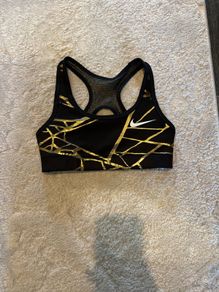 Nike top (s) you can wear it both side