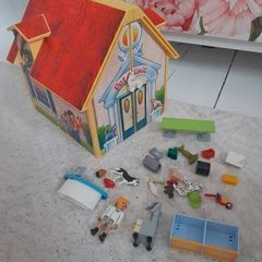Playmobil foldable pet CLINIC HOSPITAL with carry handle