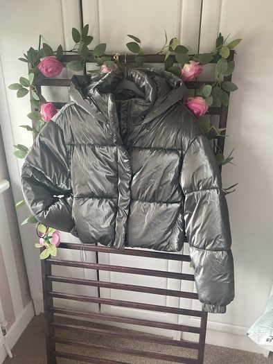 jacket Zara size small cropped metallic hooded jacket