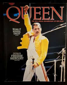 Queen - The New Visual Documentary - book