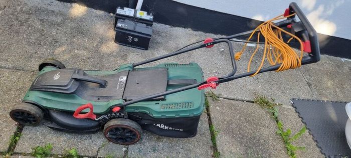 Lawn mover electric