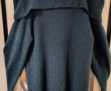 Sweater with a wide turtleneck size XL