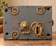 18th century  irish door lock