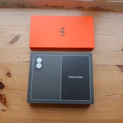 Trades/Swaps/Sale Samsung Fold 8 256gb Irish model factory unlocked