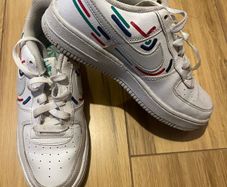 Nike Air Force 1 Low - White / Multi-Colour Swoosh Outline