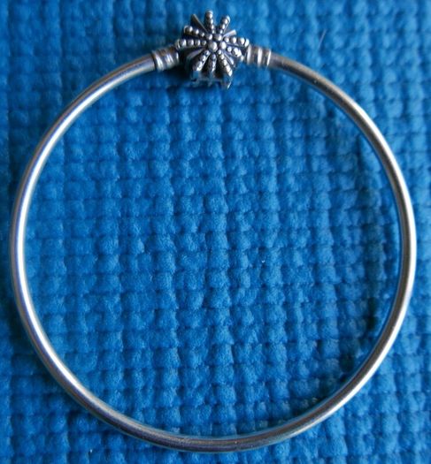 Genuine Pandora Sterling Silver 925  Limited Edition Firework Snowflake Christmas Bangle 10,8g