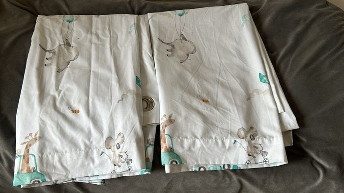 Kids room curtains