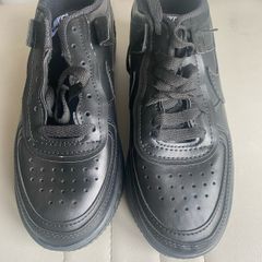 Trainers size uk3